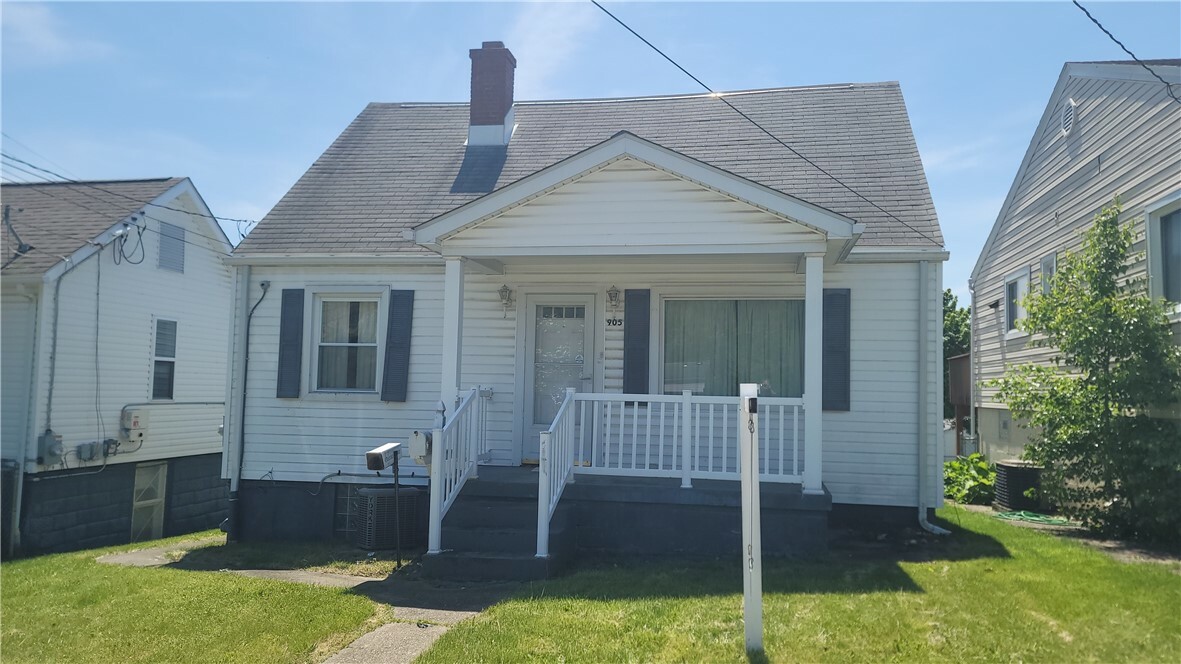 Property Photo: 905 2nd St PA 15317