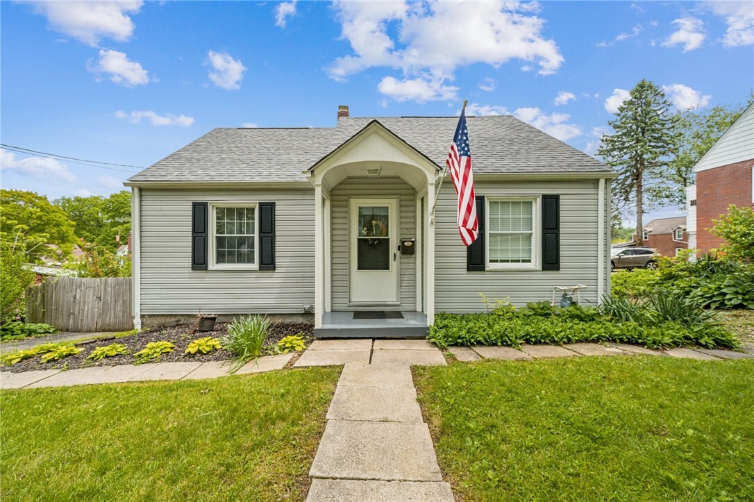 Property Photo:  505 Arch Avenue  PA 15601 