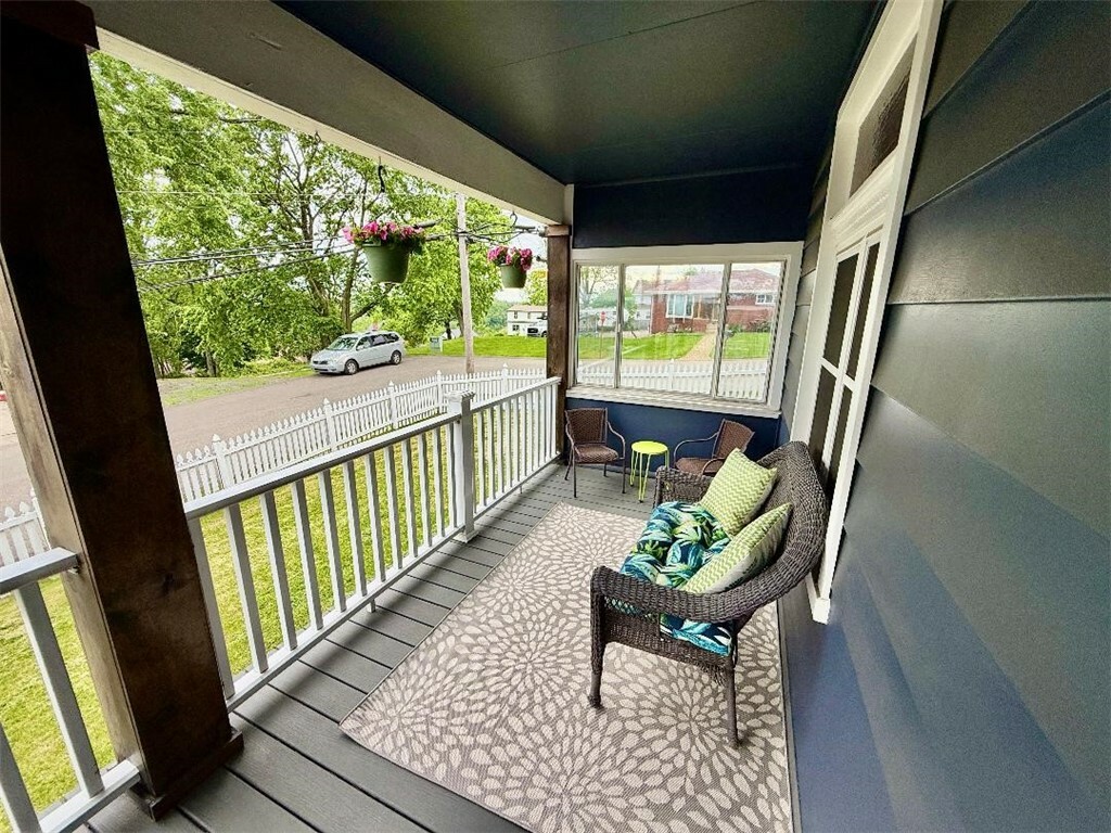 Property Photo:  1701 Pleasant  PA 15122 