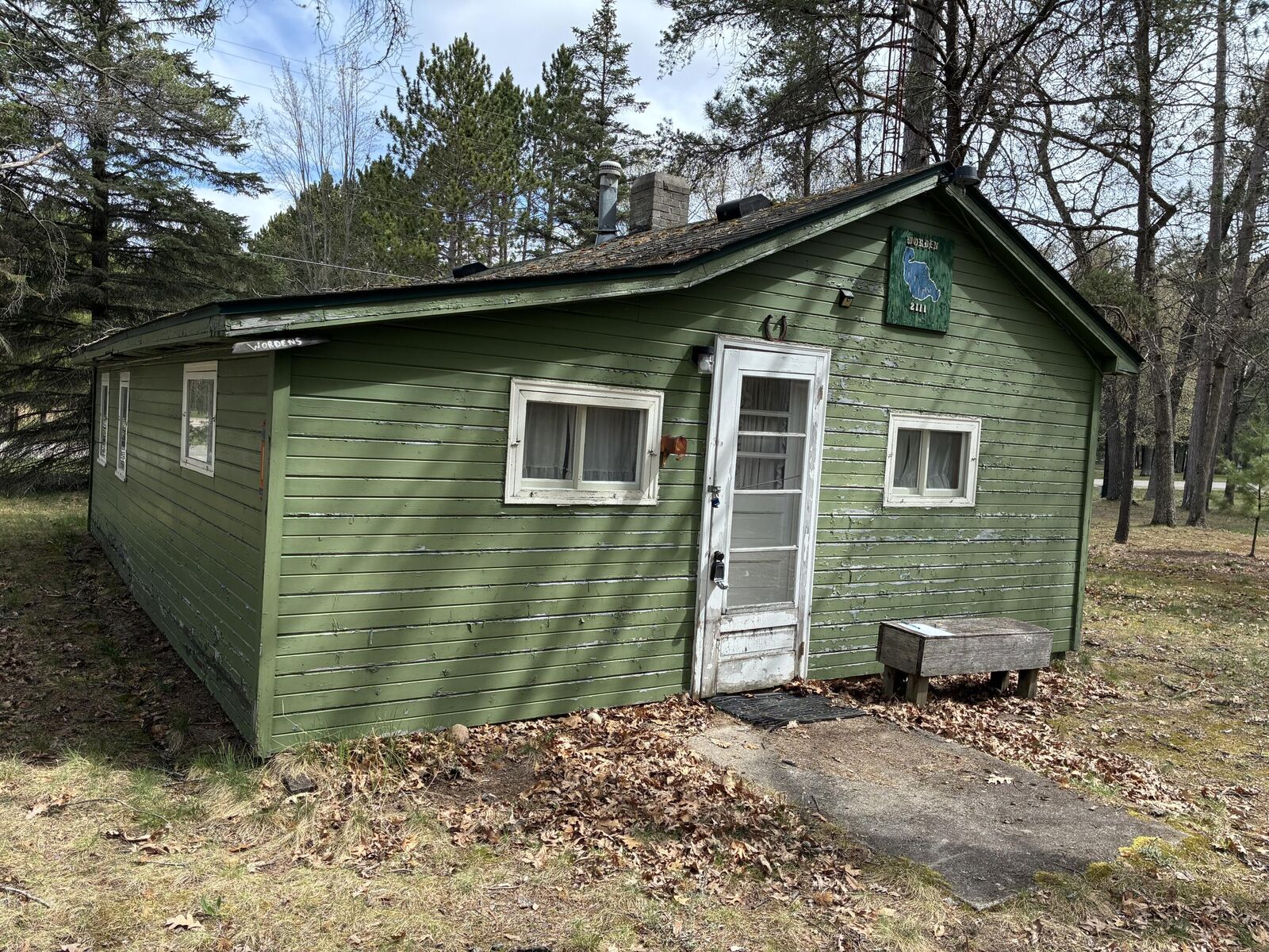 Property Photo: 2111 W Level Park Road MI 48651