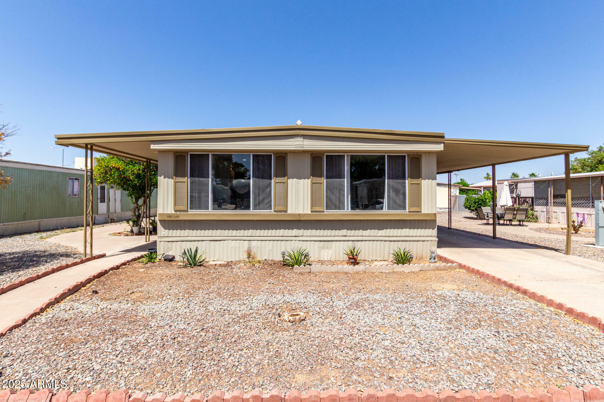 Property Photo: 2650 W Union Hills Drive 98 AZ 85027