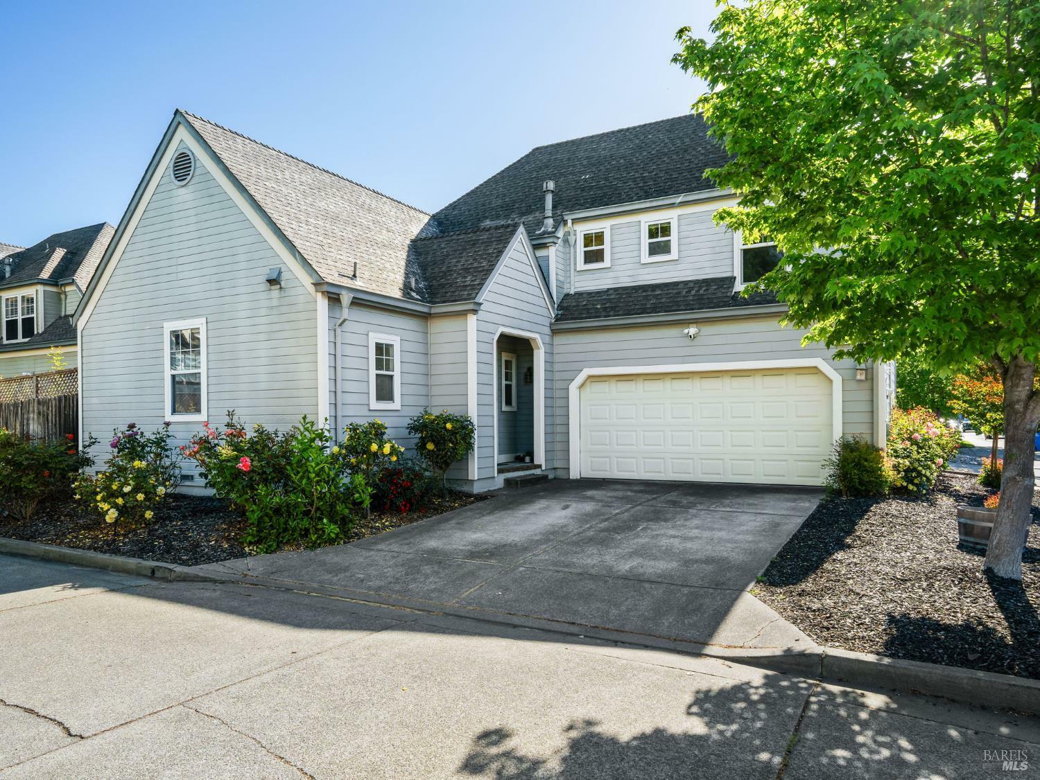 Property Photo: 2433 Penbrooke Avenue CA 95403
