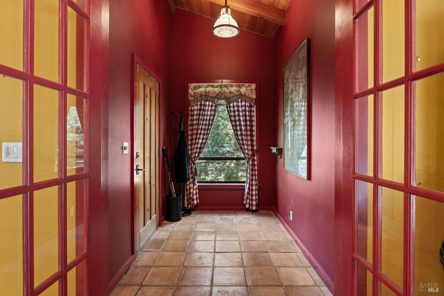 Property Photo: 909 Exley Lane CA 95490