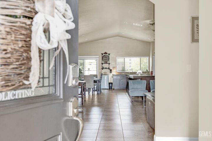 Property Photo: 9512 Four Pines Drive CA 93263