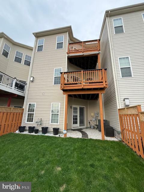 Property Photo: 25119 Sweetspire Square VA 20105