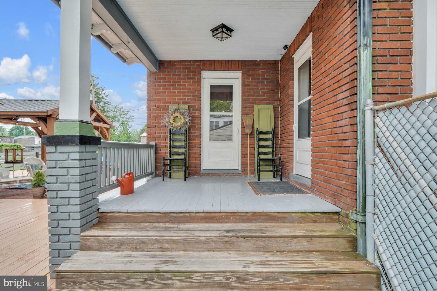 Property Photo: 103 S Main Street PA 17315