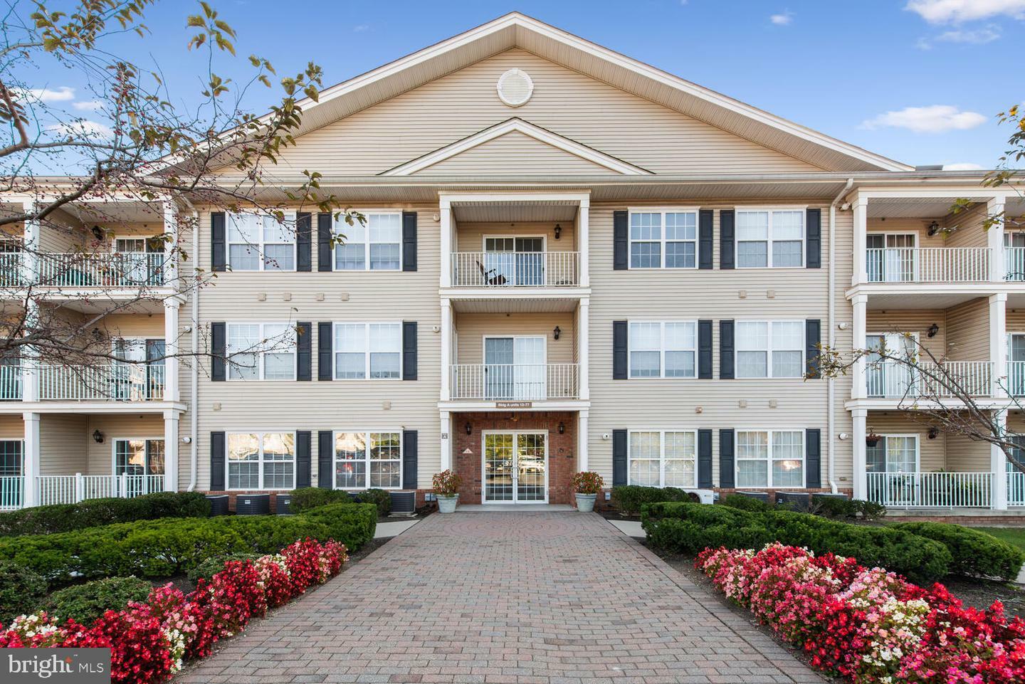 183 Liddle Avenue  Edison NJ 08837 photo