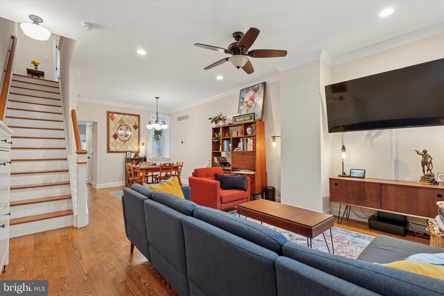 Property Photo: 135 Kingsley Street PA 19127