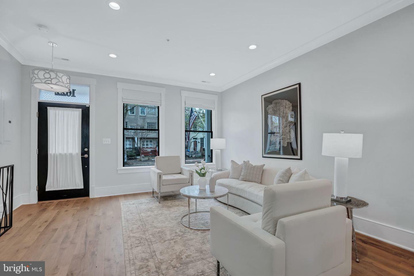 Property Photo: 1622 E Street SE DC 20003