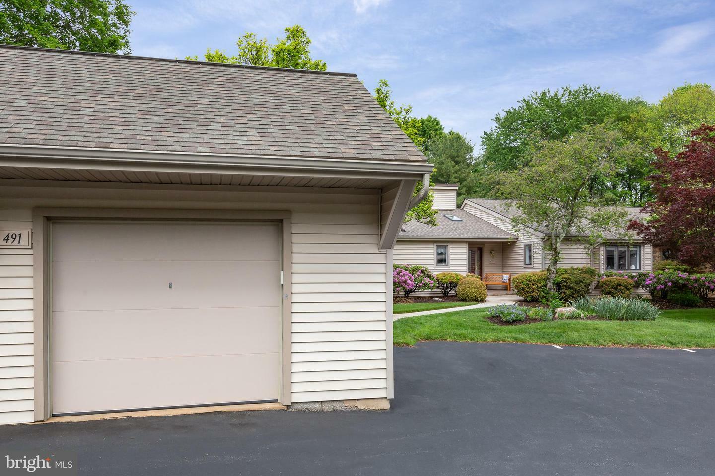 Property Photo: 491 Eaton Way PA 19380