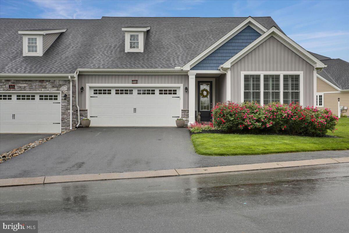 Property Photo: 309 Sawgrass Drive PA 17551
