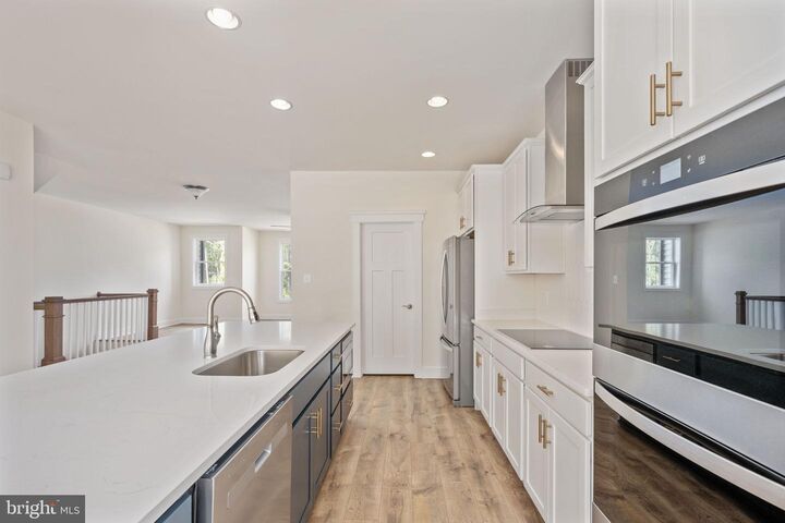 Property Photo: 352 Evermore Lane VA 22554
