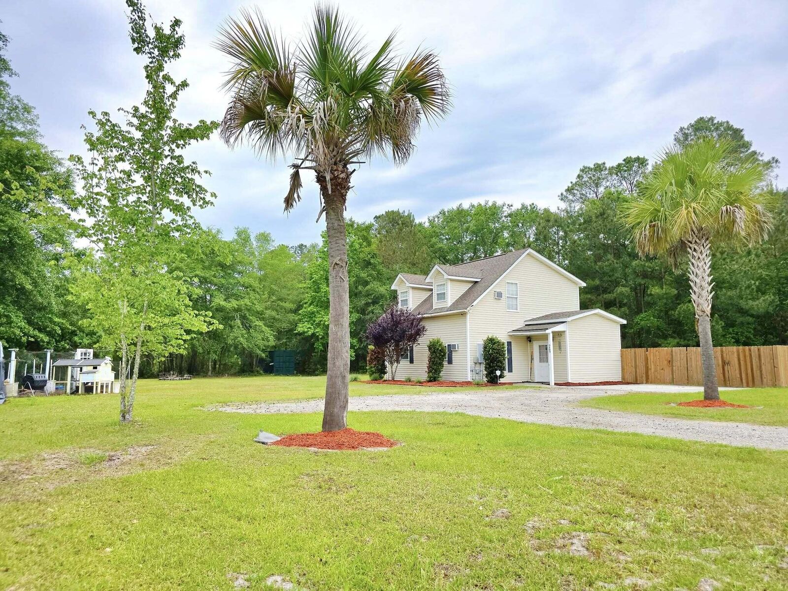 Property Photo: 9489 Sidneys Road SC 29474