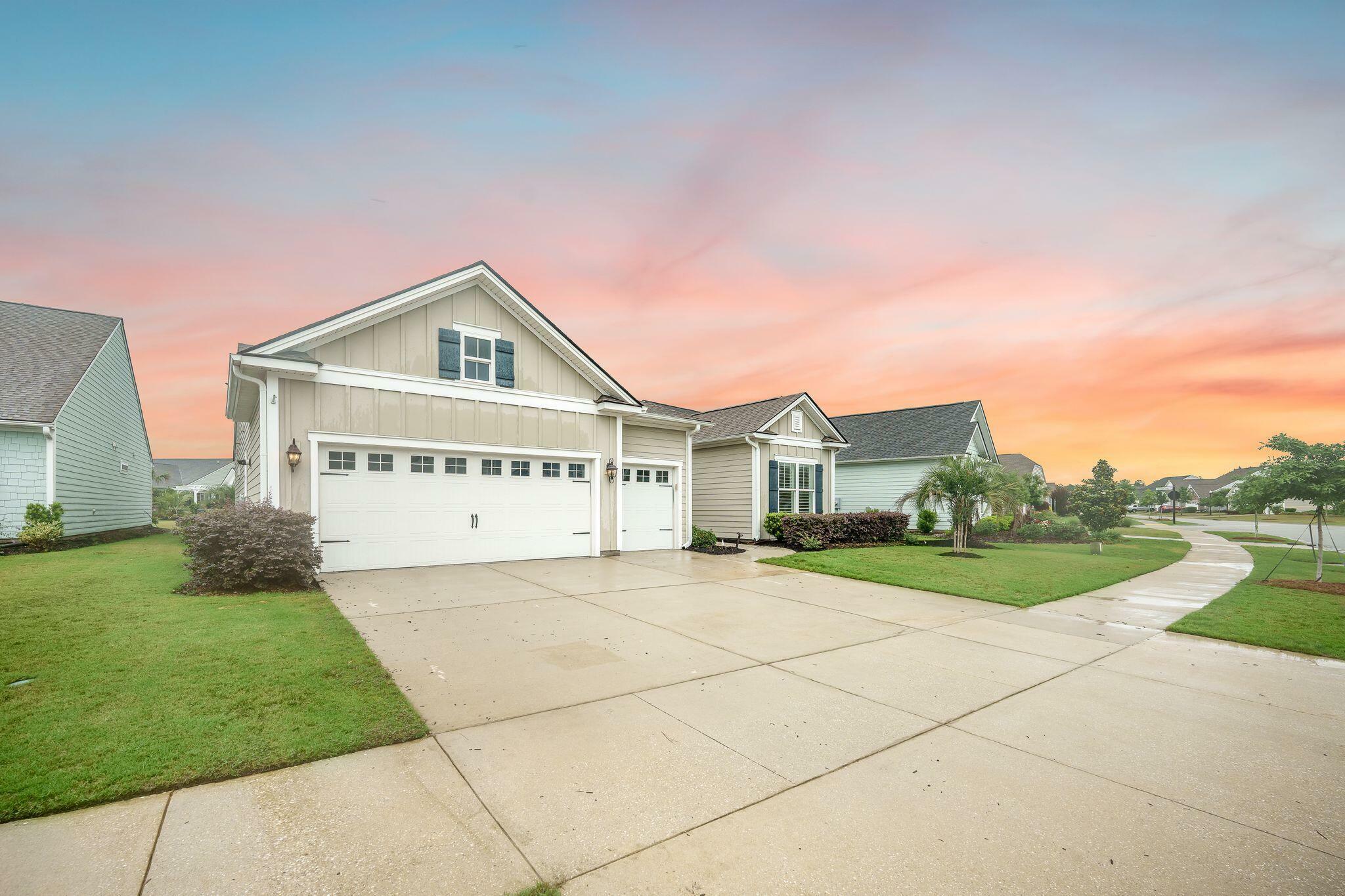 Property Photo: 331 Fish Creek Court SC 29486