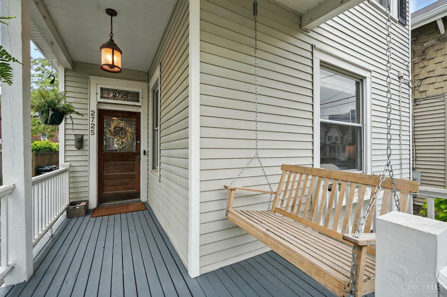 Property Photo: 2725 Atlantic Avenue OH 45209