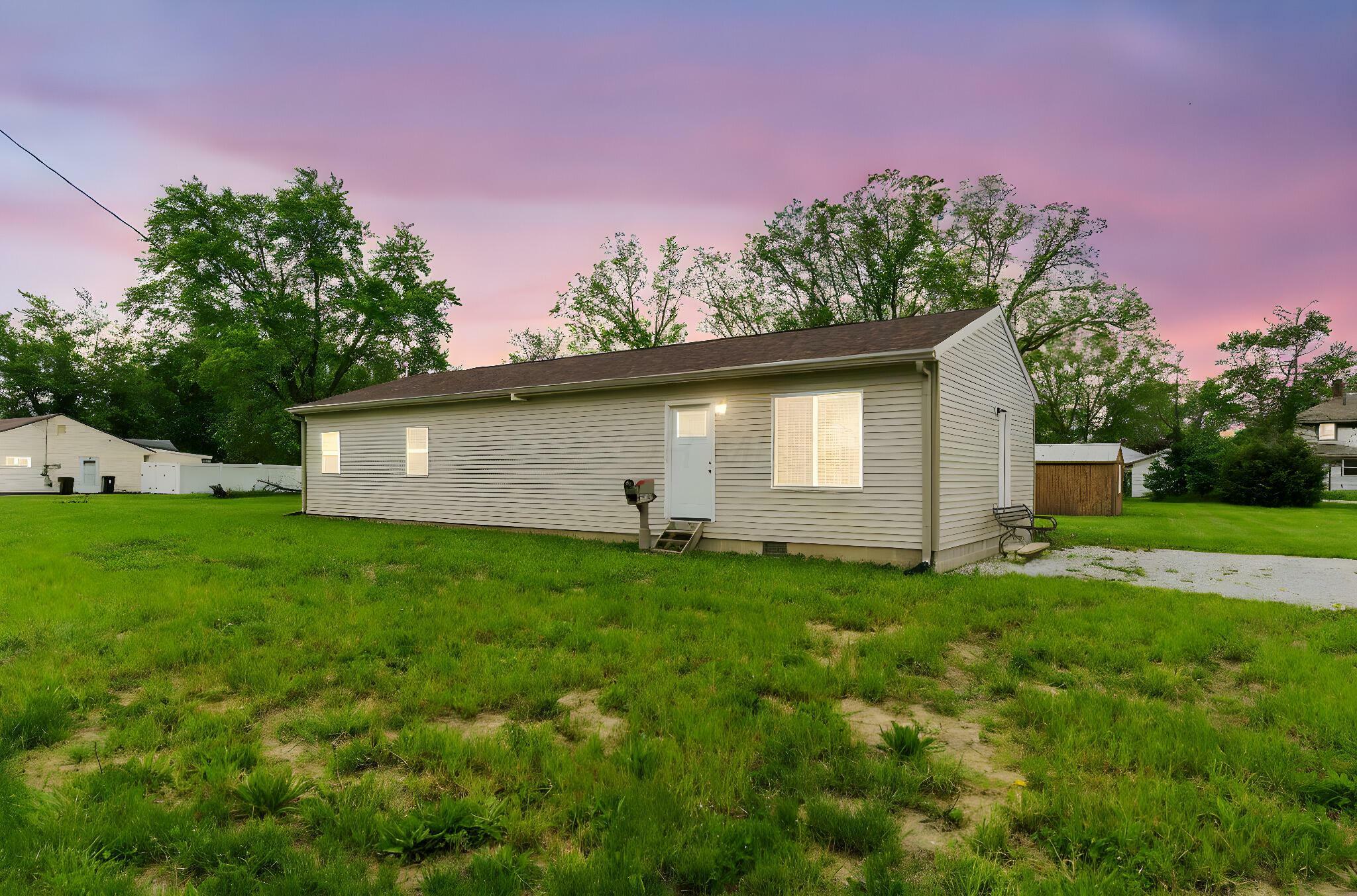 Property Photo: 145 Sara Avenue OH 43302