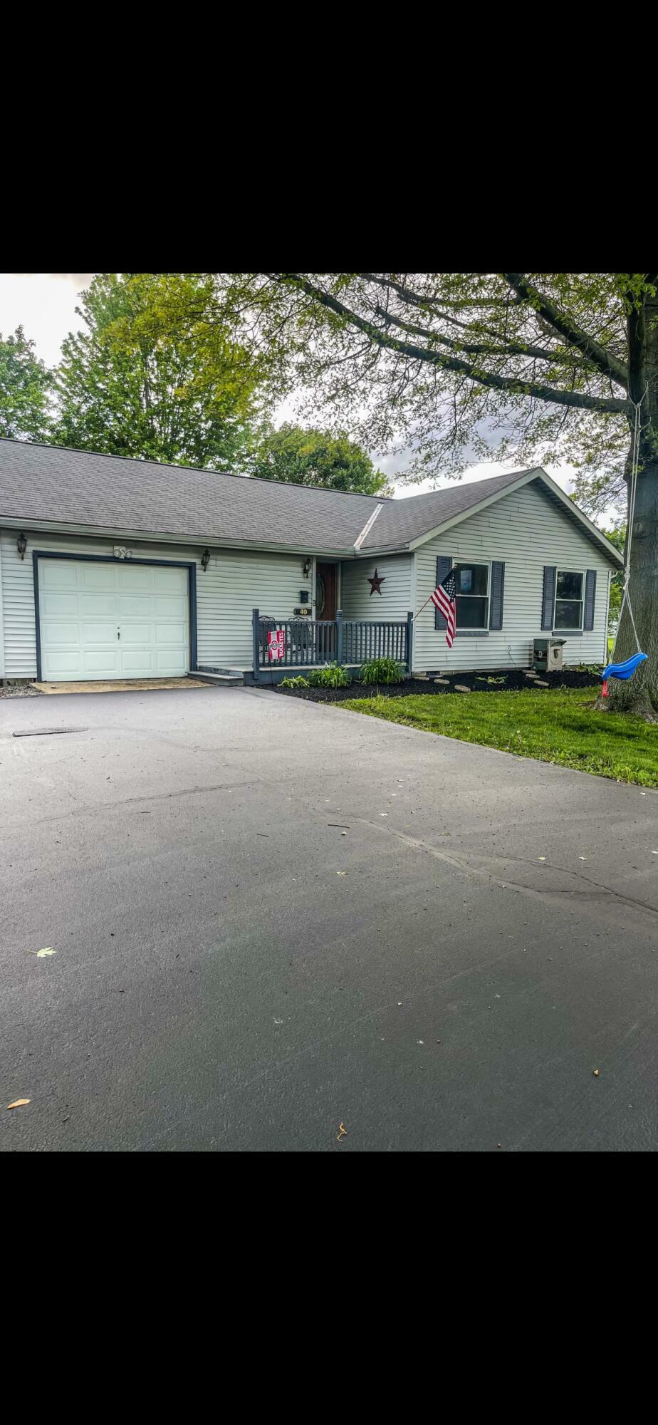 Property Photo: 40 Dooley Drive Drive OH 43060