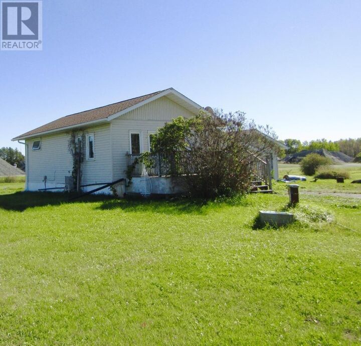 Property Photo:  1959 Hwy 11/71  ON P9A 3M2 