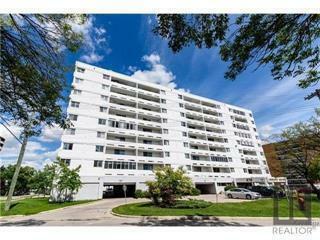 Property Photo: 870 Cambridge Street North MB R3M 3H5