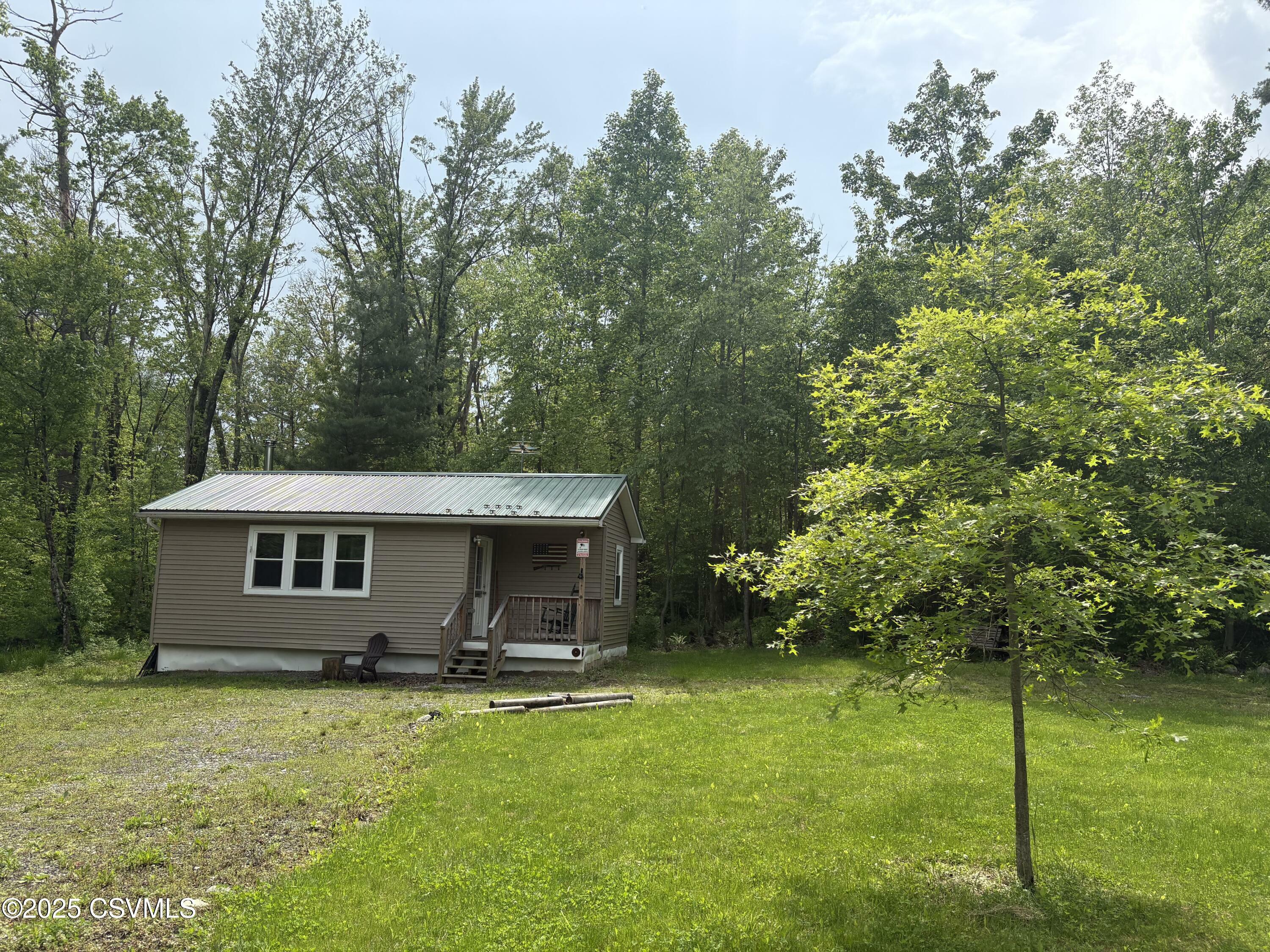 Property Photo: 115 Eureka Lane PA 17845