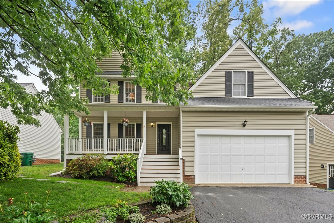 Property Photo: 10121 Grand Oaks Drive VA 23233
