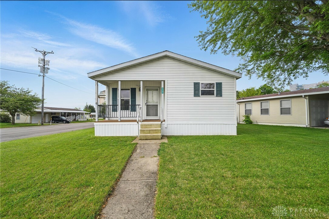 Property Photo:  17 Sunset Dr.  OH 45504 