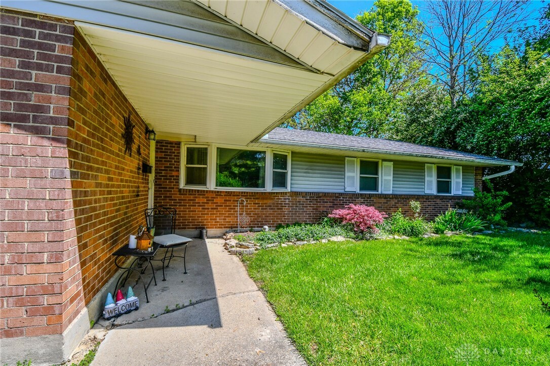Property Photo:  4889 Fishburg Road  OH 45424 
