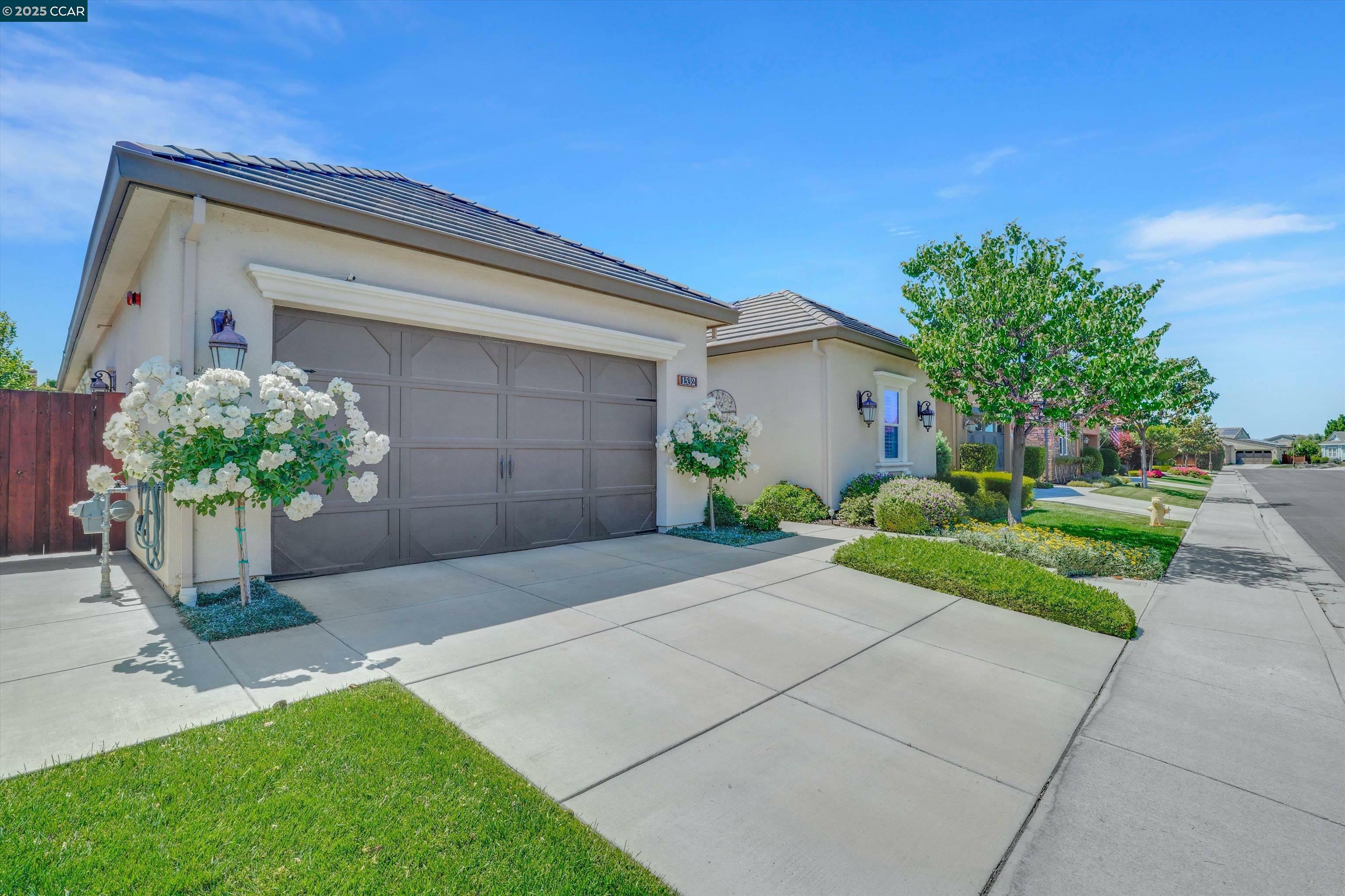 Property Photo: 1532 Symphony Cir CA 94513