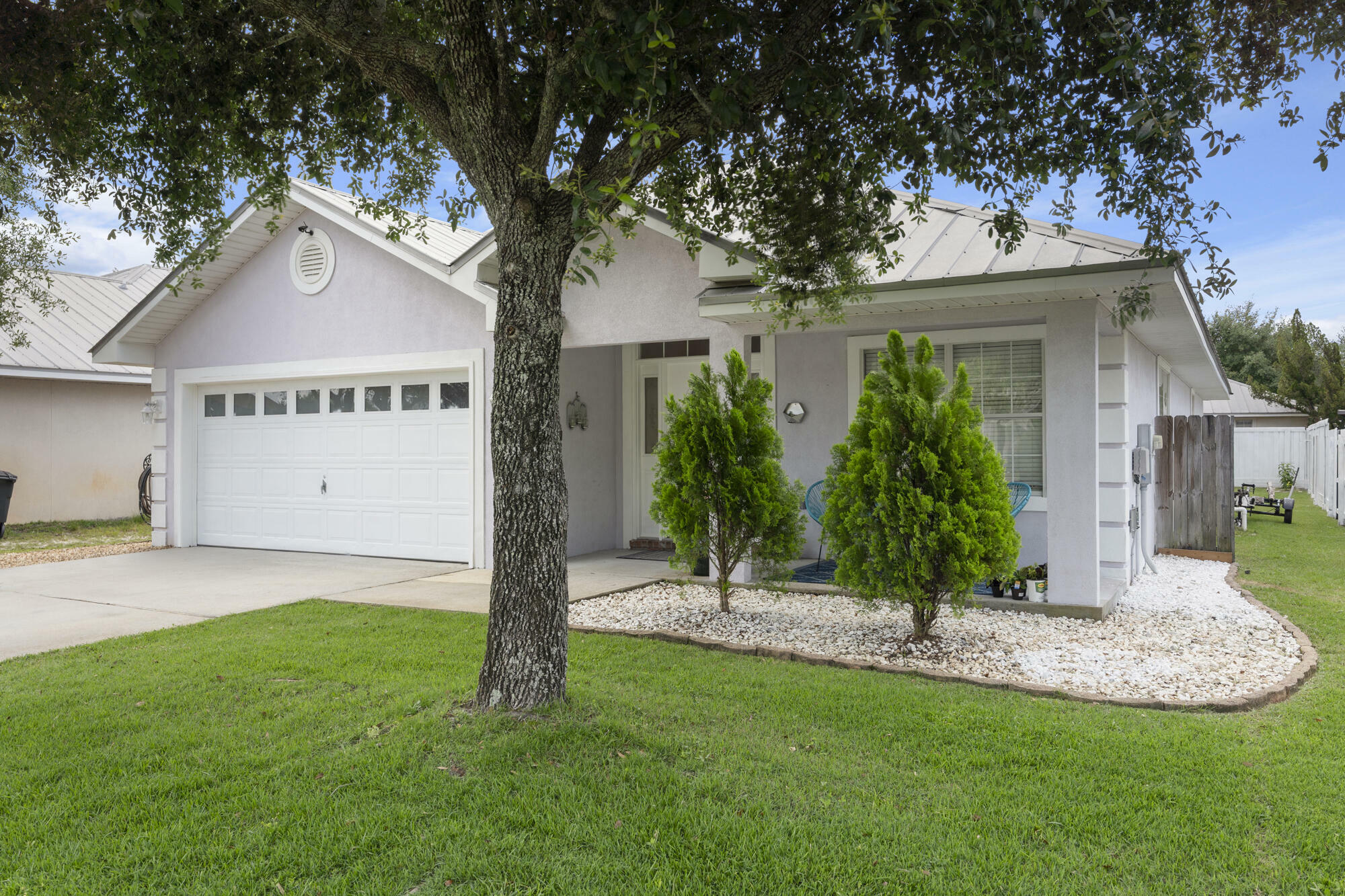 Property Photo: 119 Red Bay Court FL 32459