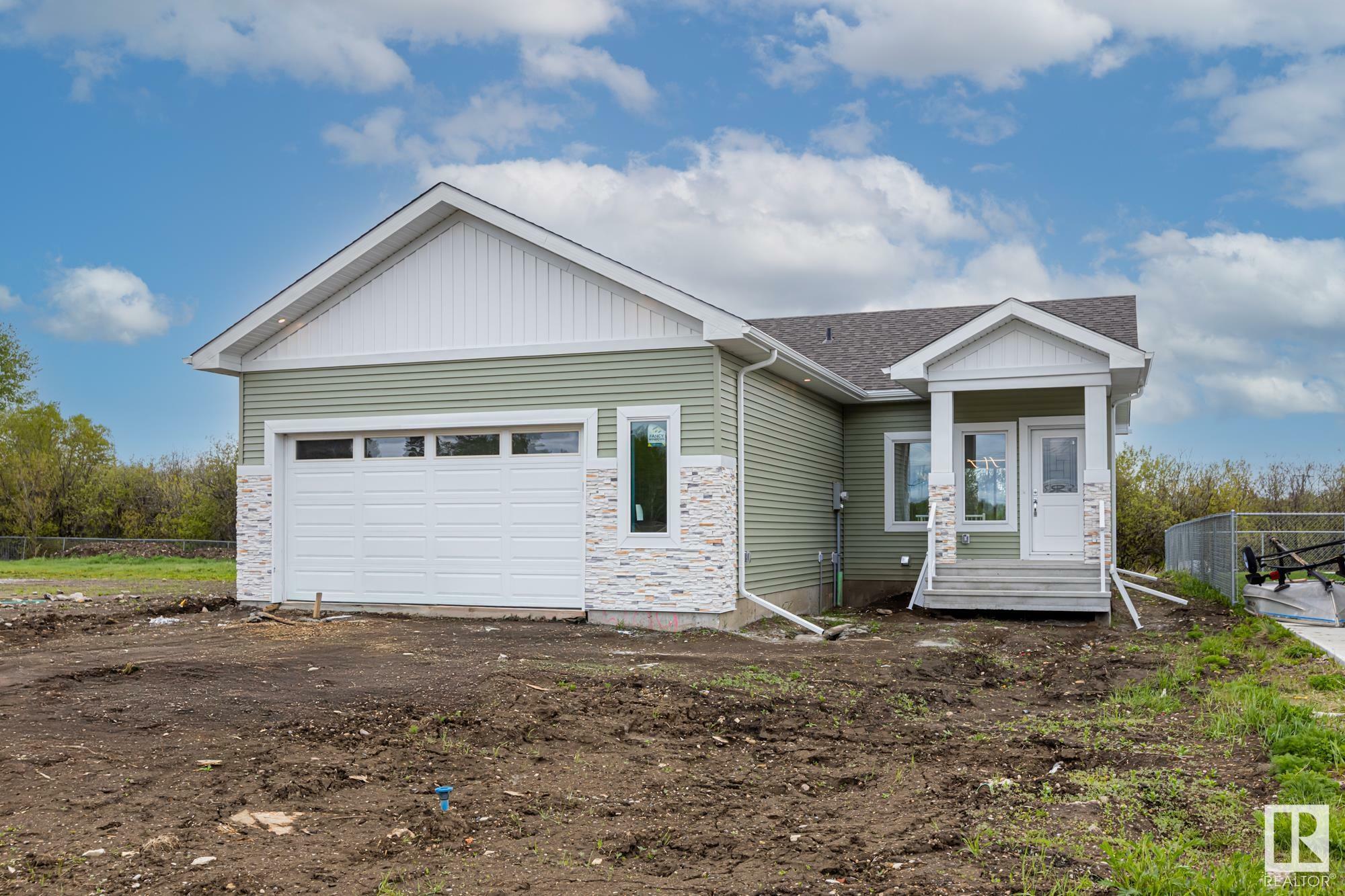 Property Photo: 5109 55 Street AB T0E 2K0