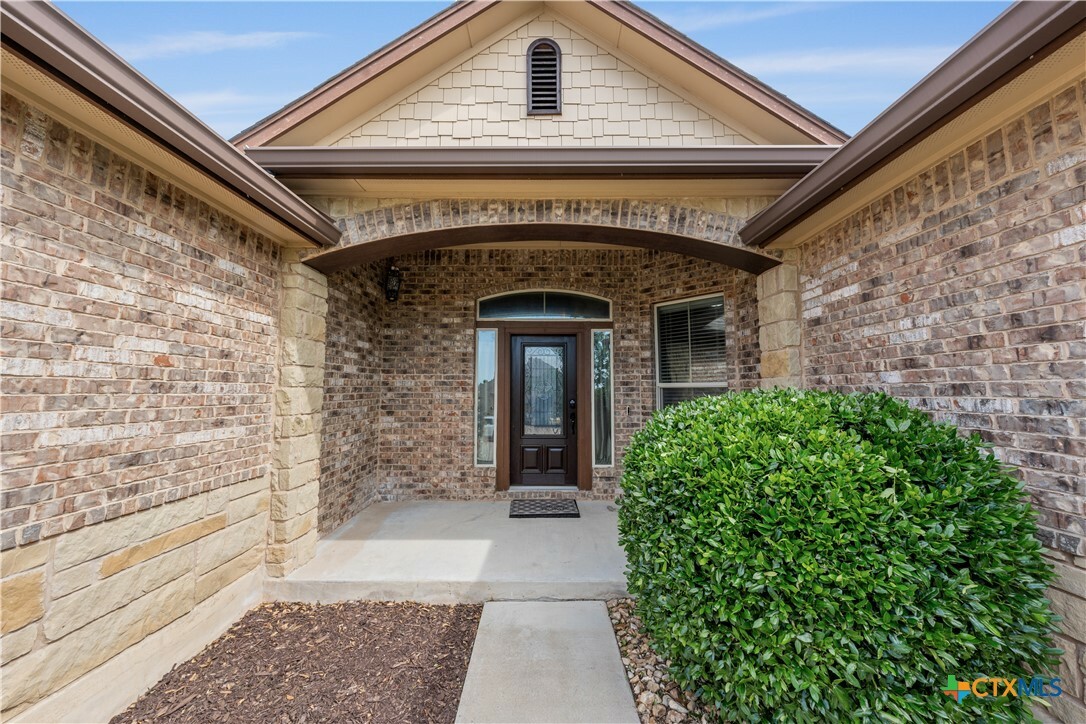 Property Photo: 5208 Siltstone Loop TX 76542