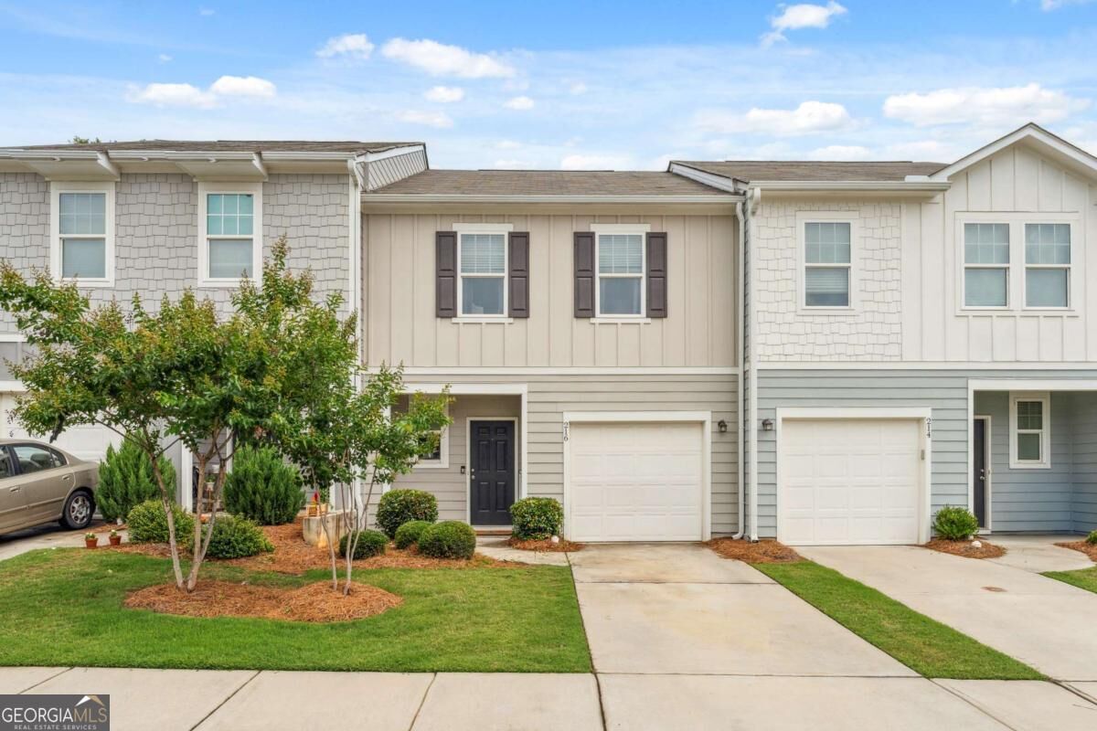 Property Photo:  216 Grand Central Way  GA 30120 