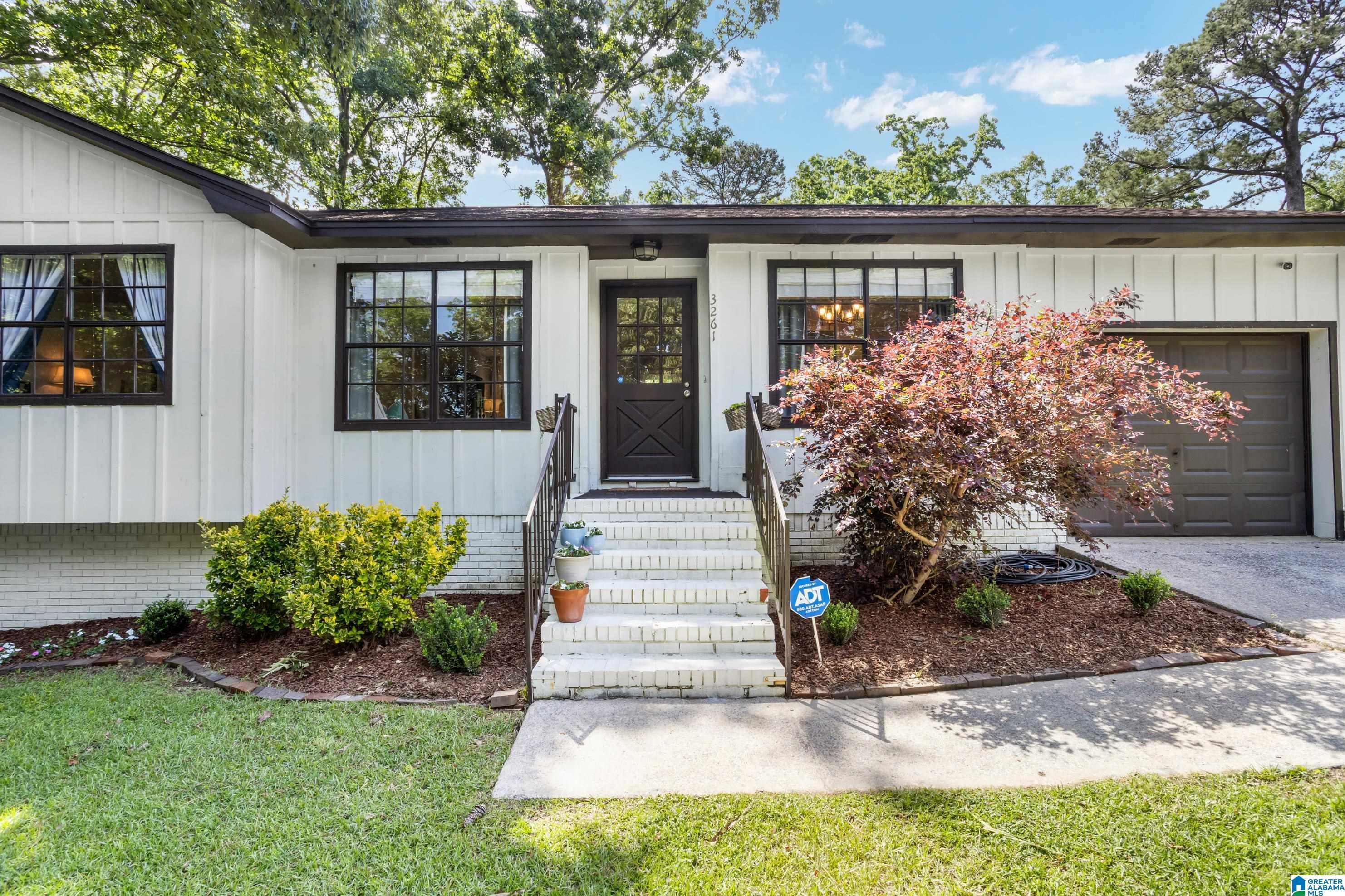 Property Photo:  3261 Crossover Road  AL 35023 