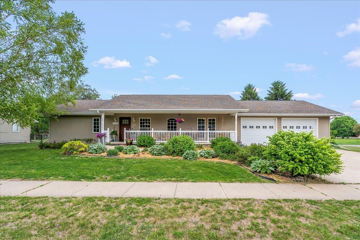1700 NW 4th Avenue  Waverly IA 50677 photo