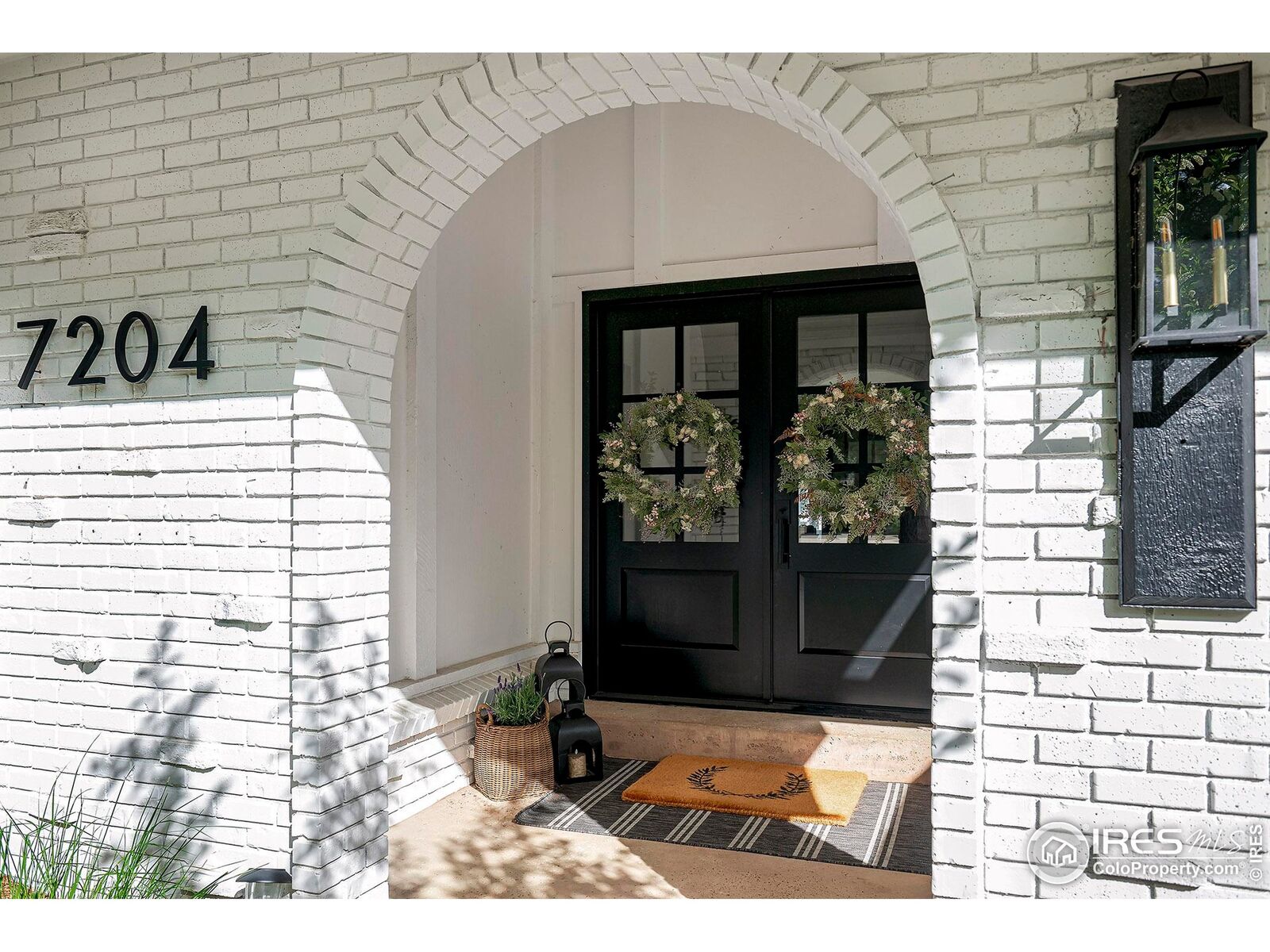 Property Photo:  7204 Rustic Trl  CO 80301 