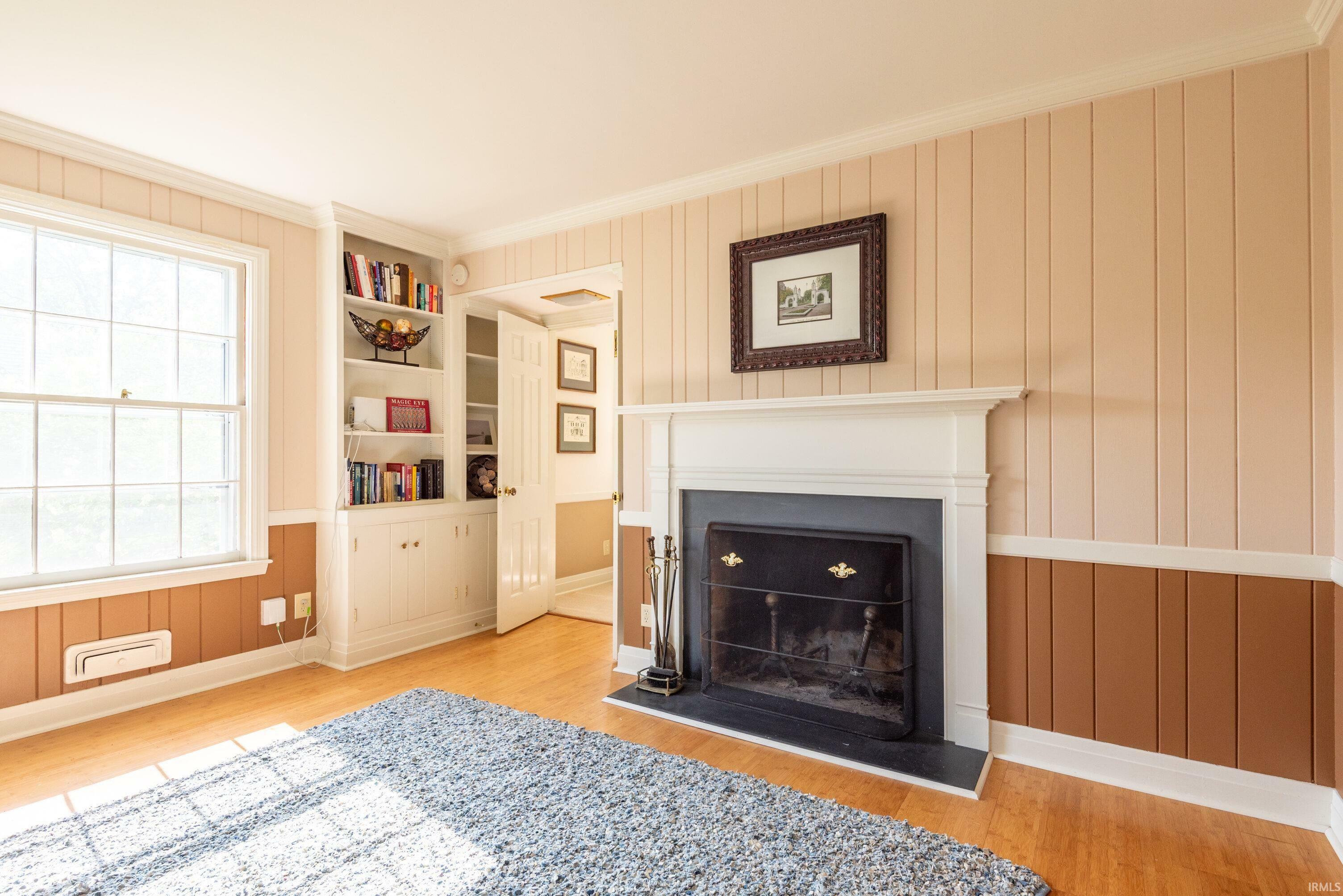 Property Photo: 1216 E 2nd Street IN 47401