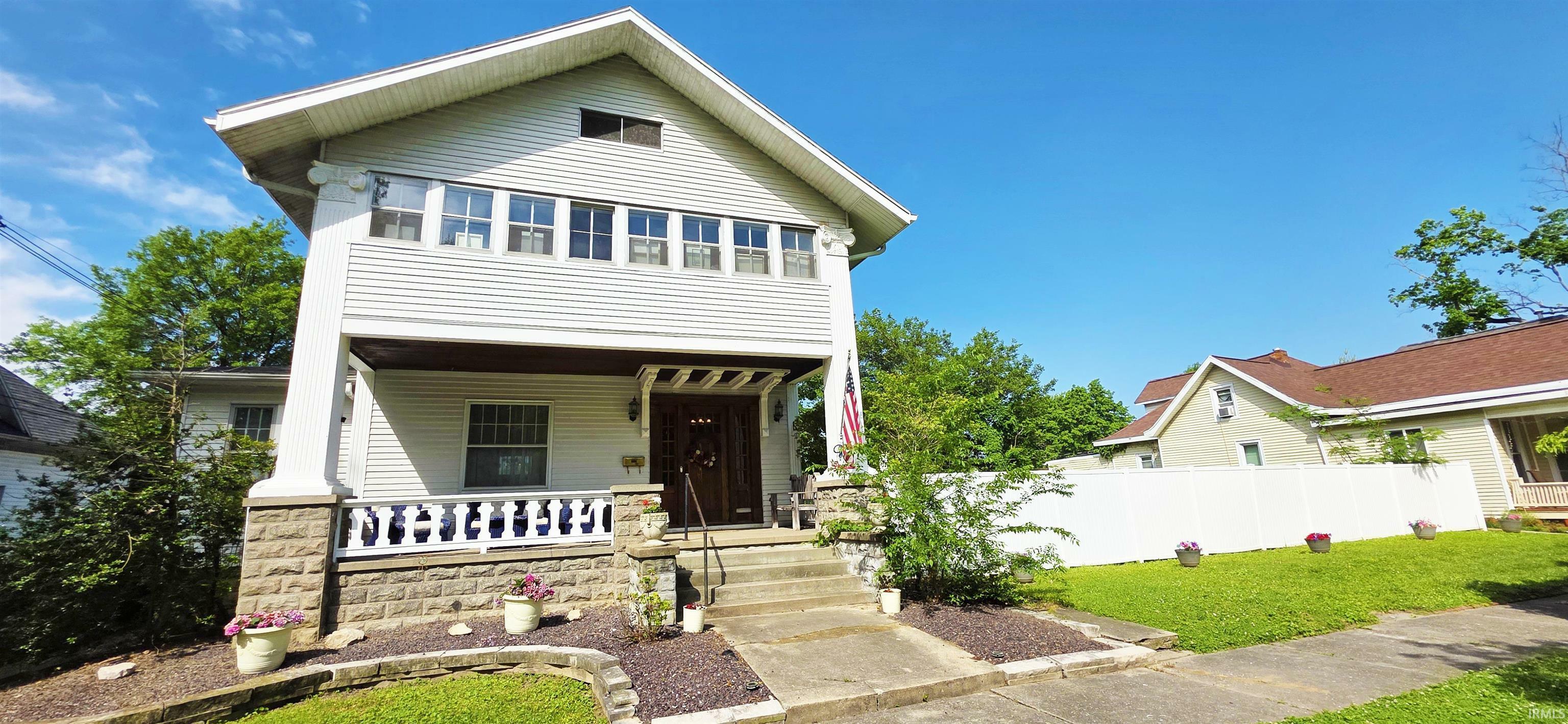 Property Photo: 718 N Cherry Street IL 62439