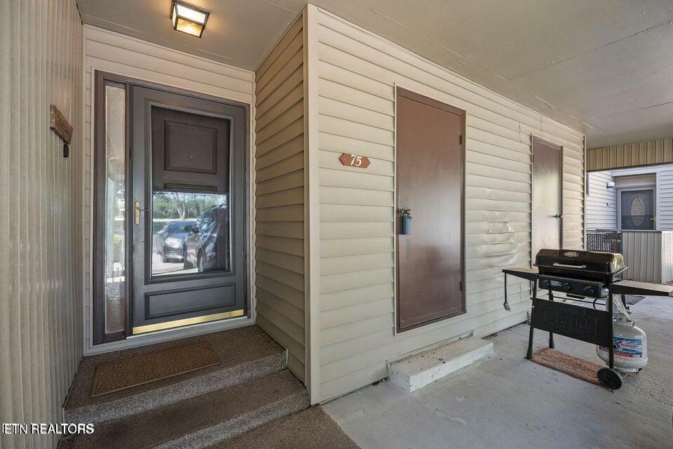 Property Photo: 74 Lakeshore Ct Court # 75 TN 38558