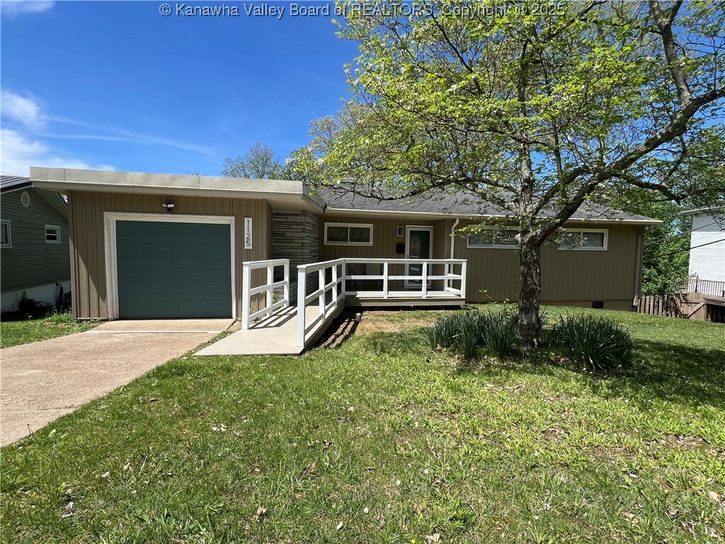 Property Photo: 1125 Emerald Road WV 25314