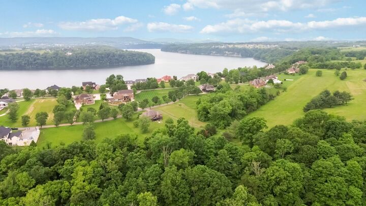 Property Photo:  36 Waitsboro Circle  KY 42503 