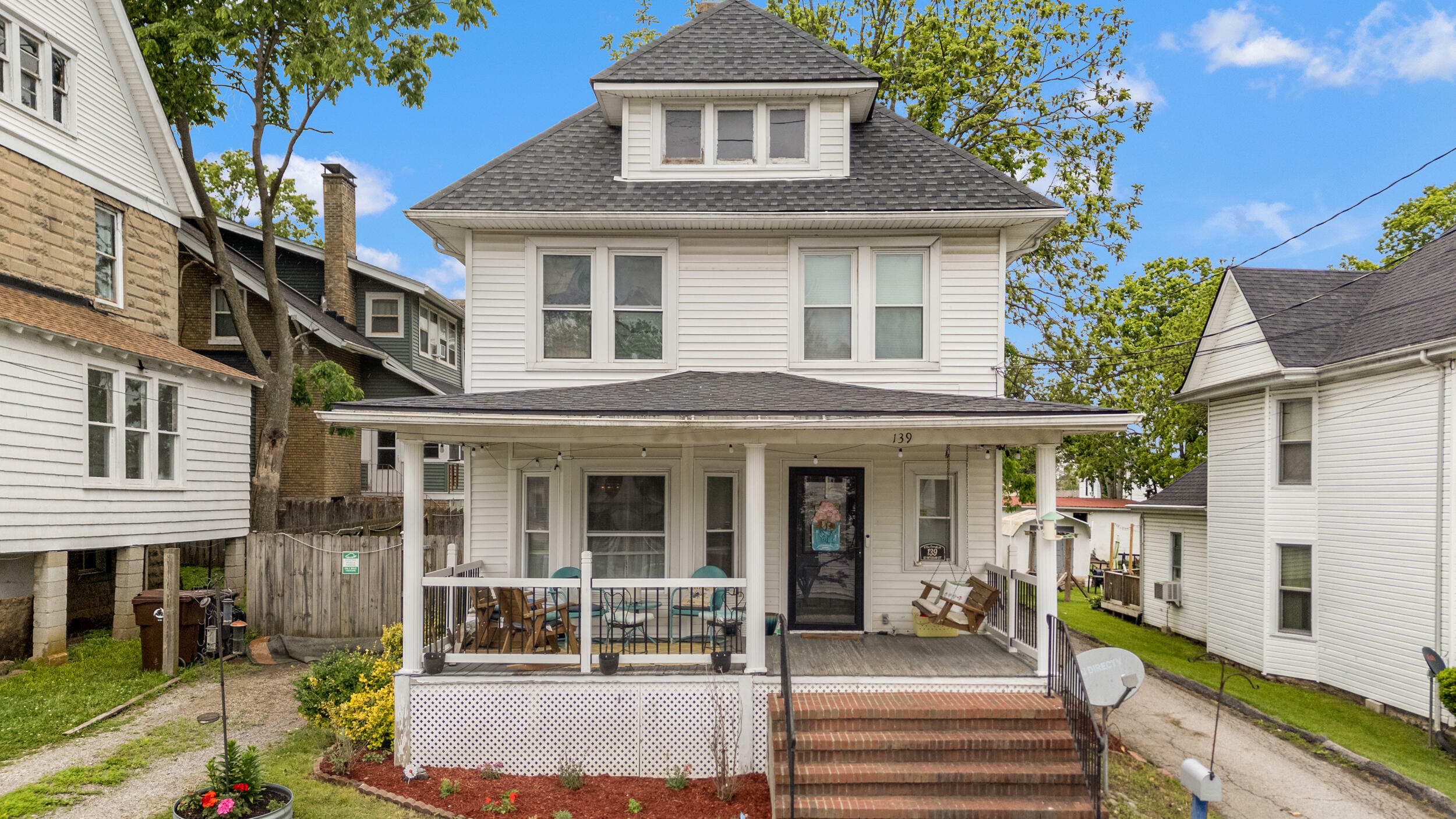 Property Photo: 139 West Hickman Street KY 40391