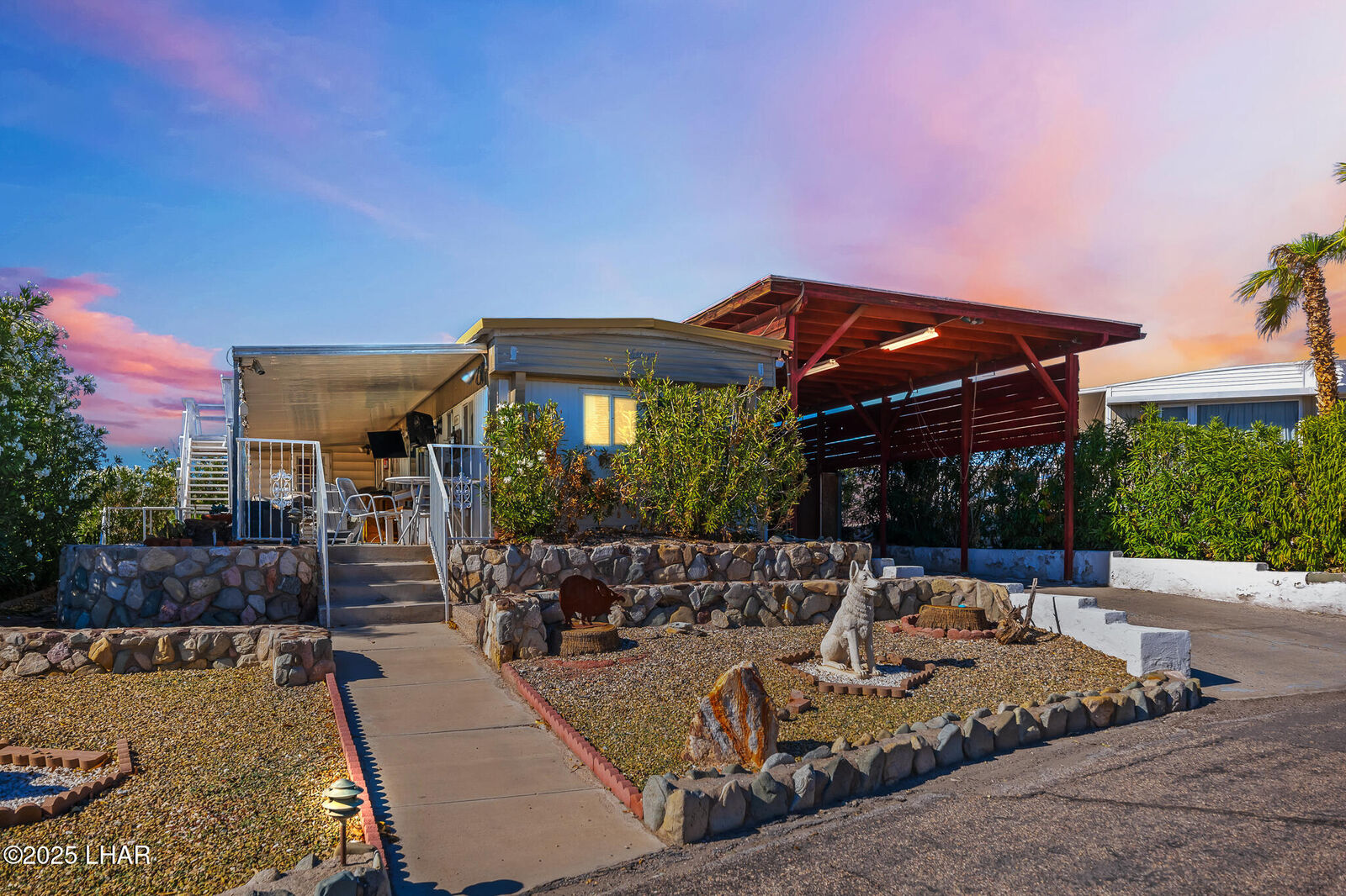Property Photo: 1619 Sea Angler Dr AZ 86403