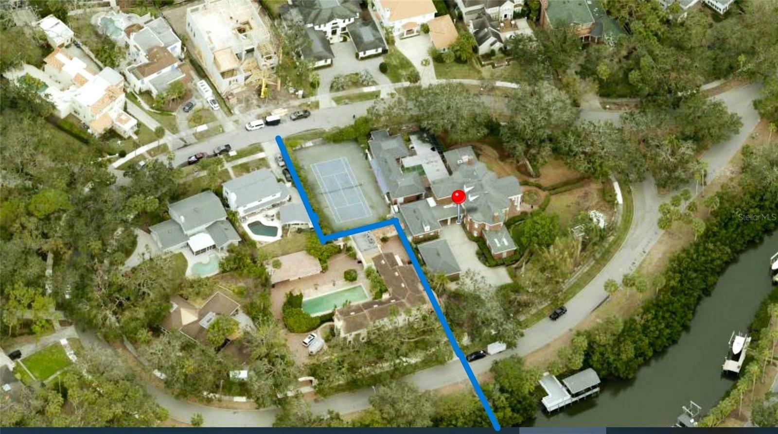 Property Photo:  5002 S Shore Crest Circle  FL 33609 
