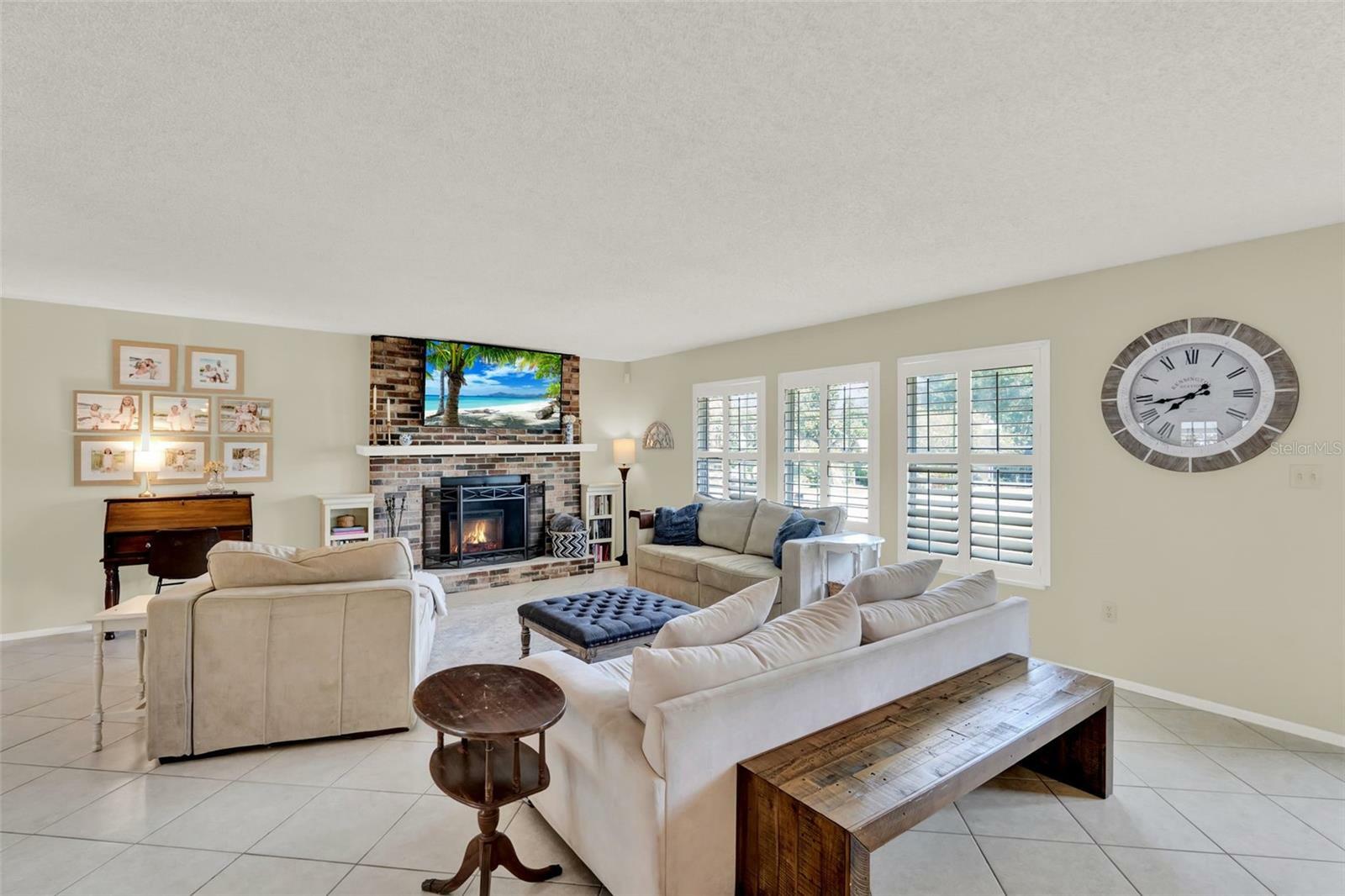 Property Photo: 1007 N Shore Drive FL 34748