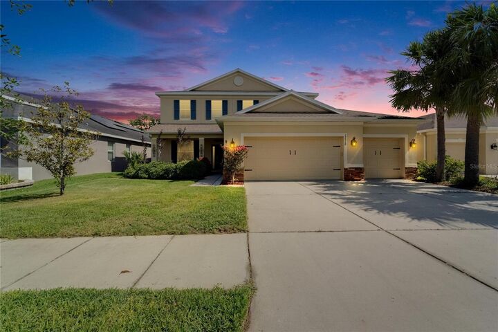 17510 Bright Wheat Drive  Lithia FL 33547 photo
