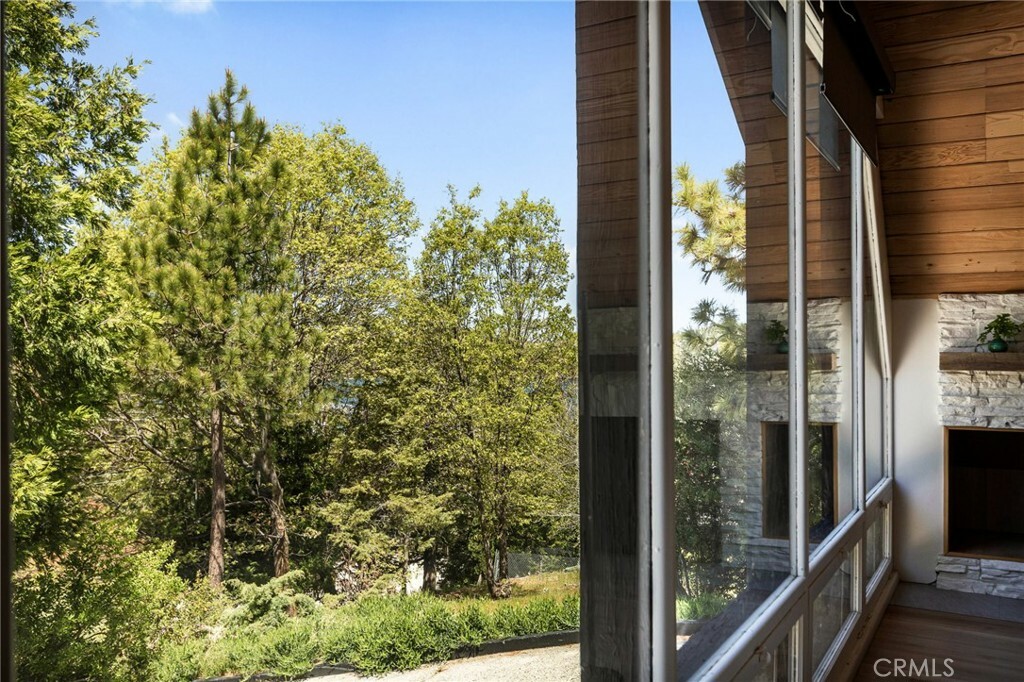 Property Photo: 443 Hwy 173 CA 92352
