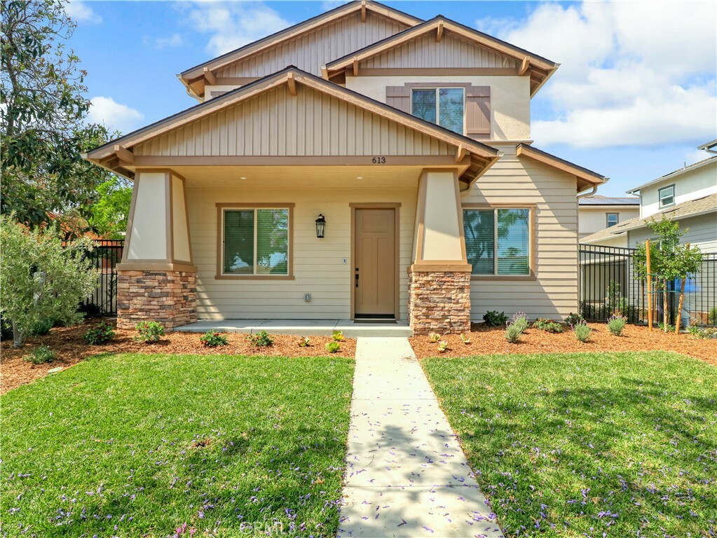 613 E Walnut Avenue  Monrovia CA 91016 photo