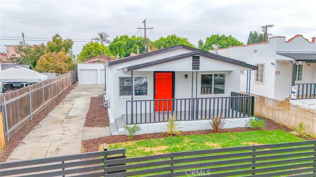 Property Photo:  223 E 83rd Street  CA 90003 