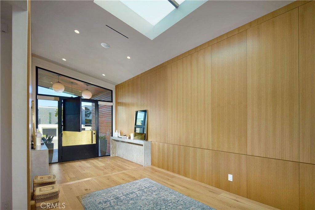 Property Photo: 333 Milford Drive CA 92625