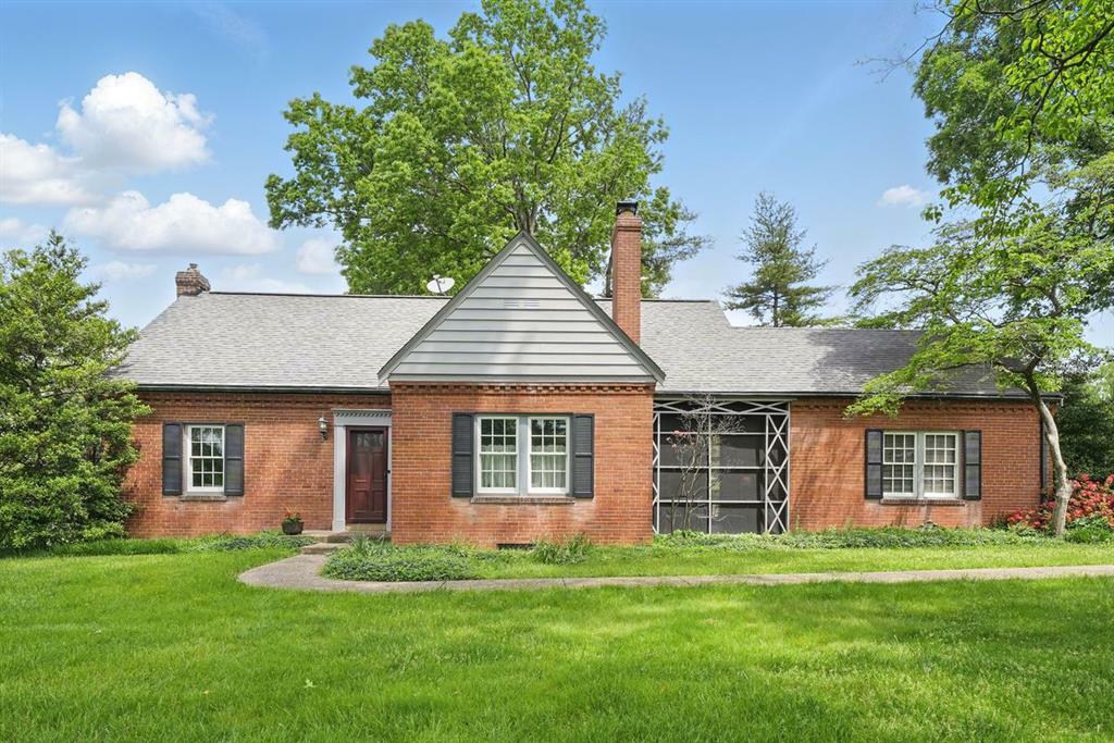 7 Wild Rose Drive  Ladue MO 63124 photo
